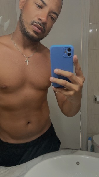 Guillo_Job Escort Versátil | Chapero Barcelona | Sexchapero.com Guillo_Job - Gay Escort | Chapero Barcelona | Sexchapero.com