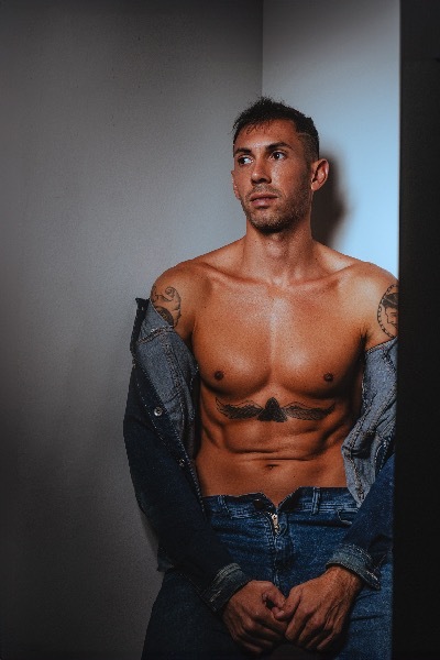 Felix Escort Versátil + Activo | Chapero Madrid | Sexchapero.com Felix - Gay Escort | Chapero Madrid | Sexchapero.com