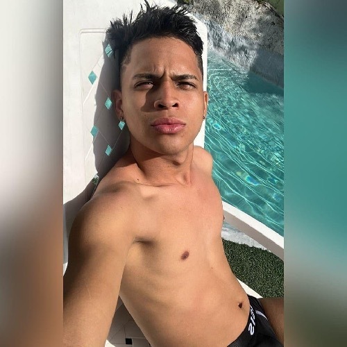 Pedro Rios Escort Versátil | Chapero Las Palmas | Sexchapero.com Pedro Rios - Gay Escort | Chapero Las Palmas | Sexchapero.com