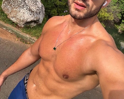 Andre and Luan Escort Activo | Chapero Barcelona | Sexchapero.com Andre and Luan - Gay Escort | Chapero Barcelona | Sexchapero.com