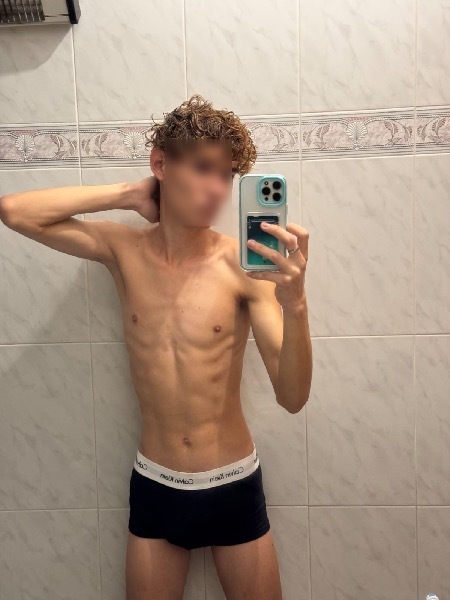 Raul Escort Versátil + Activo | Chapero Barcelona | Sexchapero.com Raul - Gay Escort | Chapero Barcelona | Sexchapero.com