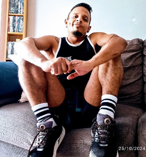 Leandro, Apasionado Macho Cerdo sin limites Dominante Leandro, escort Activo Colombia en Illes Balears